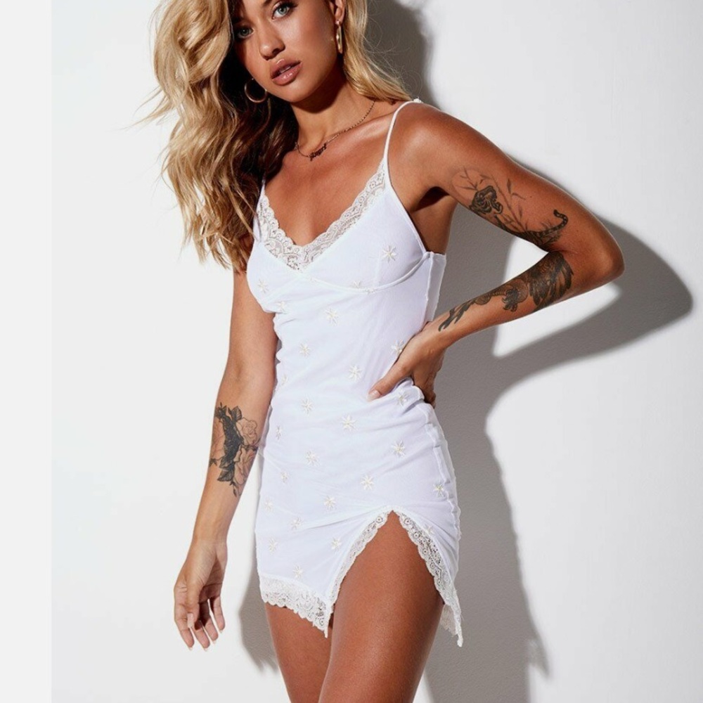 Motel Rocks daisy lace dress
